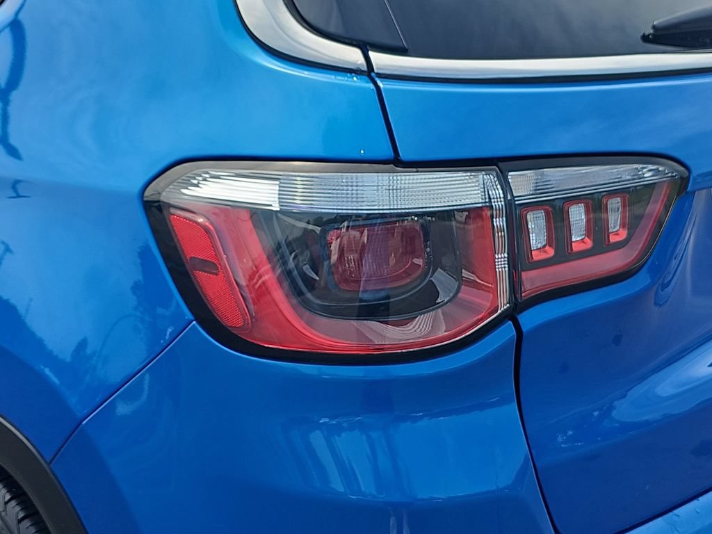 Used 2019 Jeep Compass Latitude w/ Popular Equipment Group FWD image 33