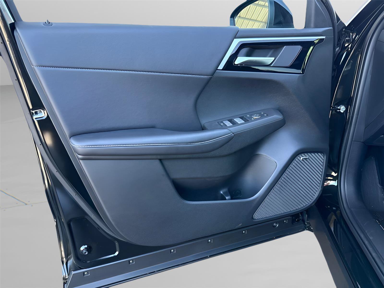 New 2026 Mitsubishi Outlander LE FWD image 31
