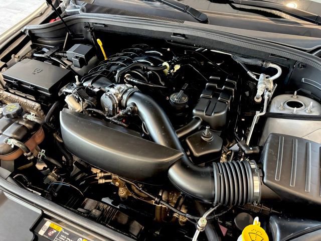 Used 2023 Dodge Durango SXT RWD image 34