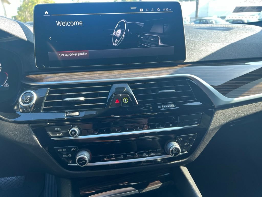 Certified 2023 BMW 540i w/ Premium Package RWD image 16