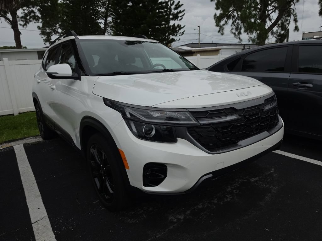 Certified 2024 Kia Seltos X-Line AWD/4WD image 1