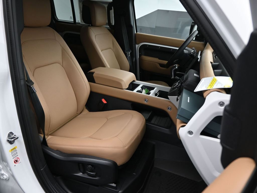 New 2026 Land Rover Defender 110 X-Dynamic SE AWD/4WD image 9