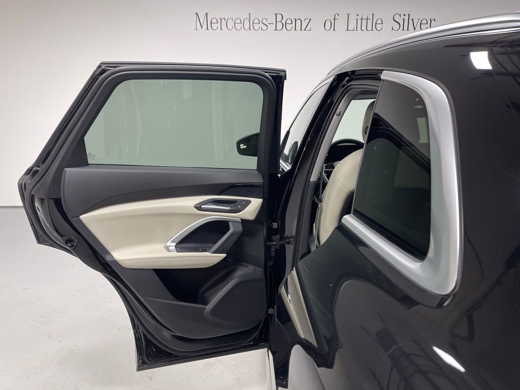 Used 2025 Audi Q5 Premium image 22