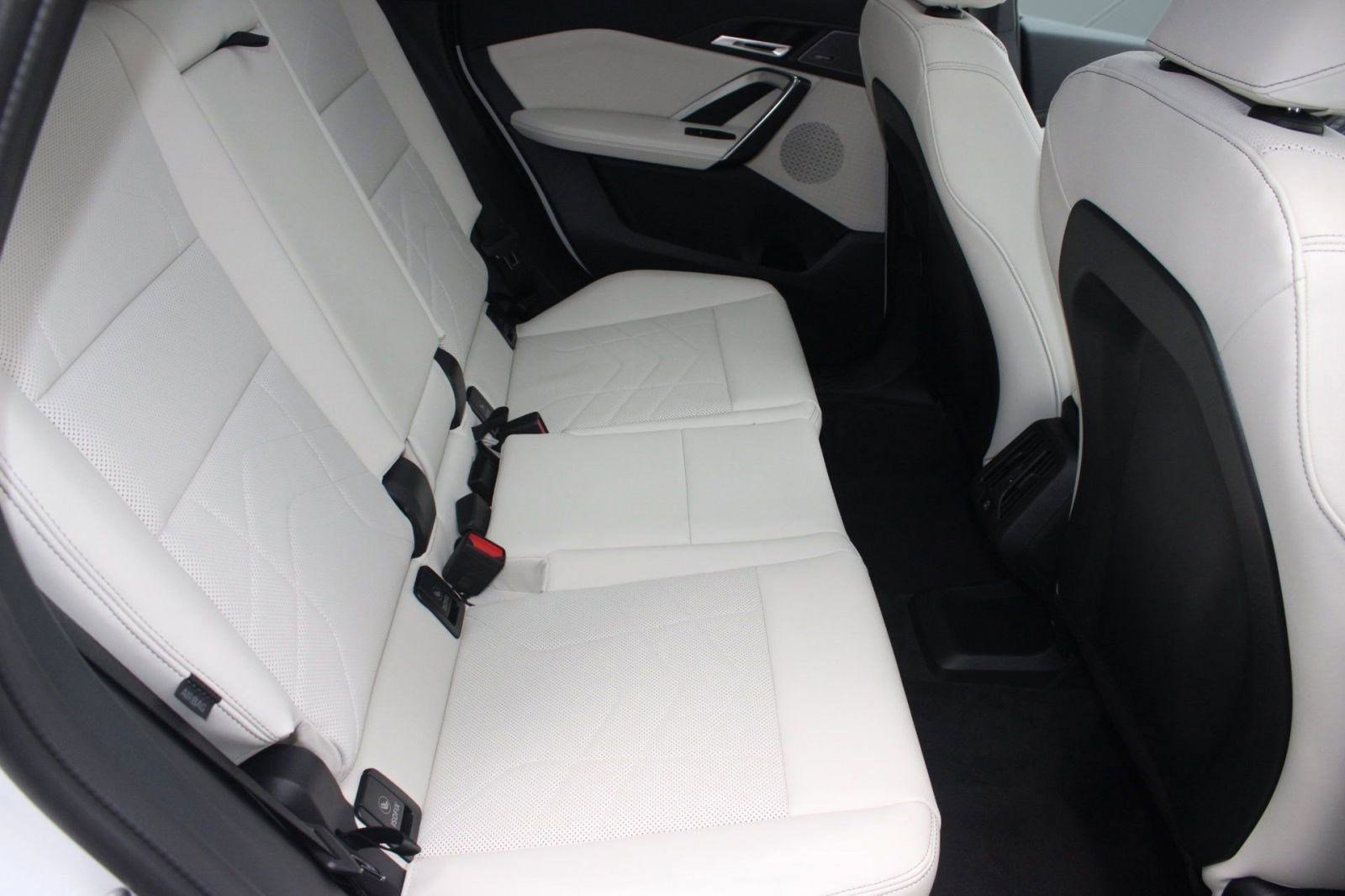 Used 2026 BMW X1 xDrive28i w/ Convenience Package AWD/4WD image 32