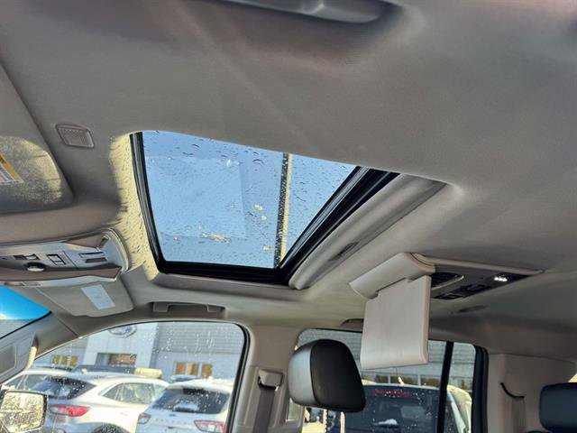 Used 2016 Chevrolet Suburban LTZ image 13