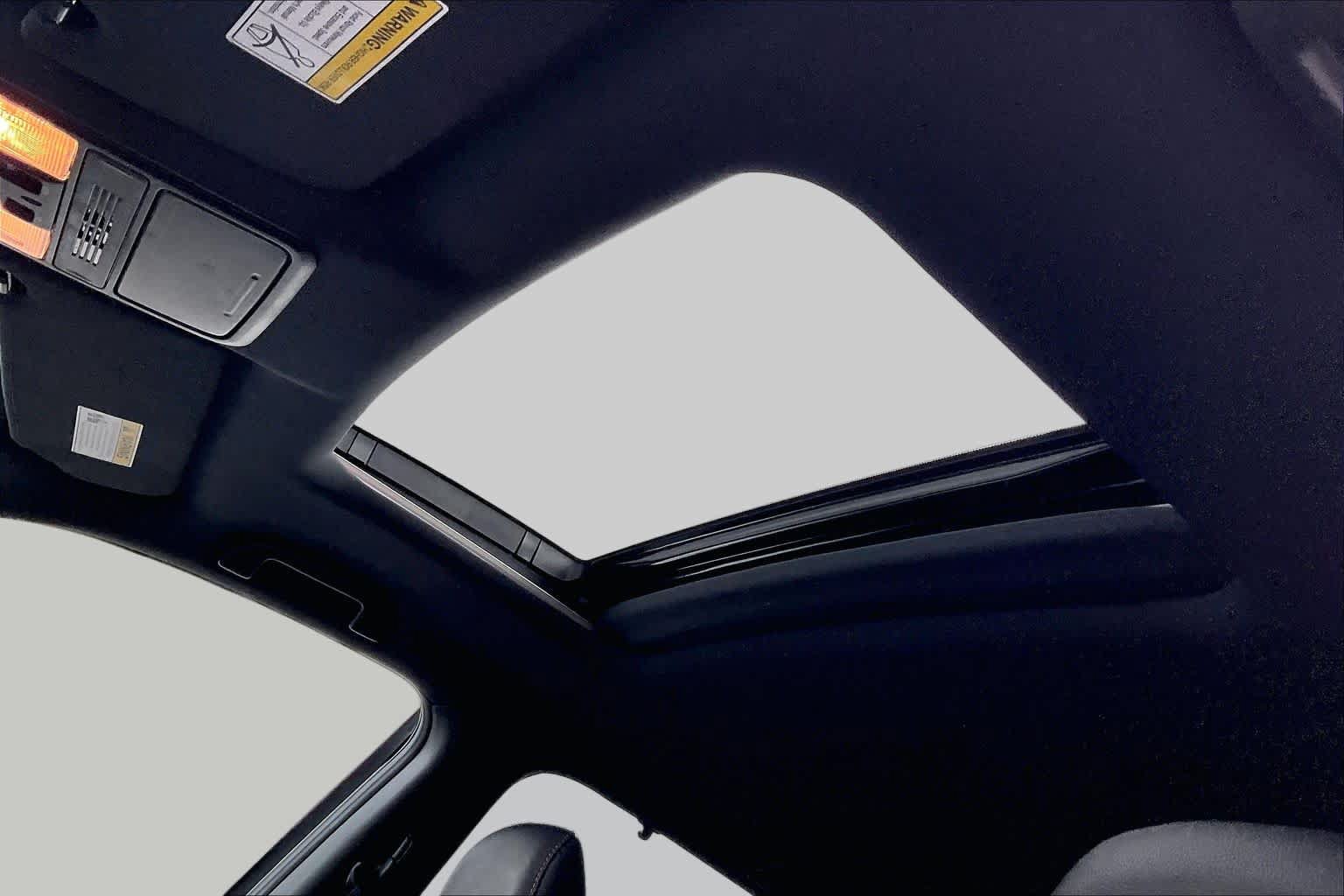 Used 2022 Honda Pilot TrailSport image 13