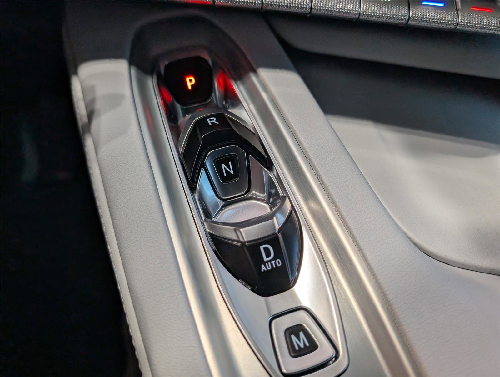 New 2026 Chevrolet Corvette Stingray Preferred Conv w/ Chrome Exterior Badge Package image 18