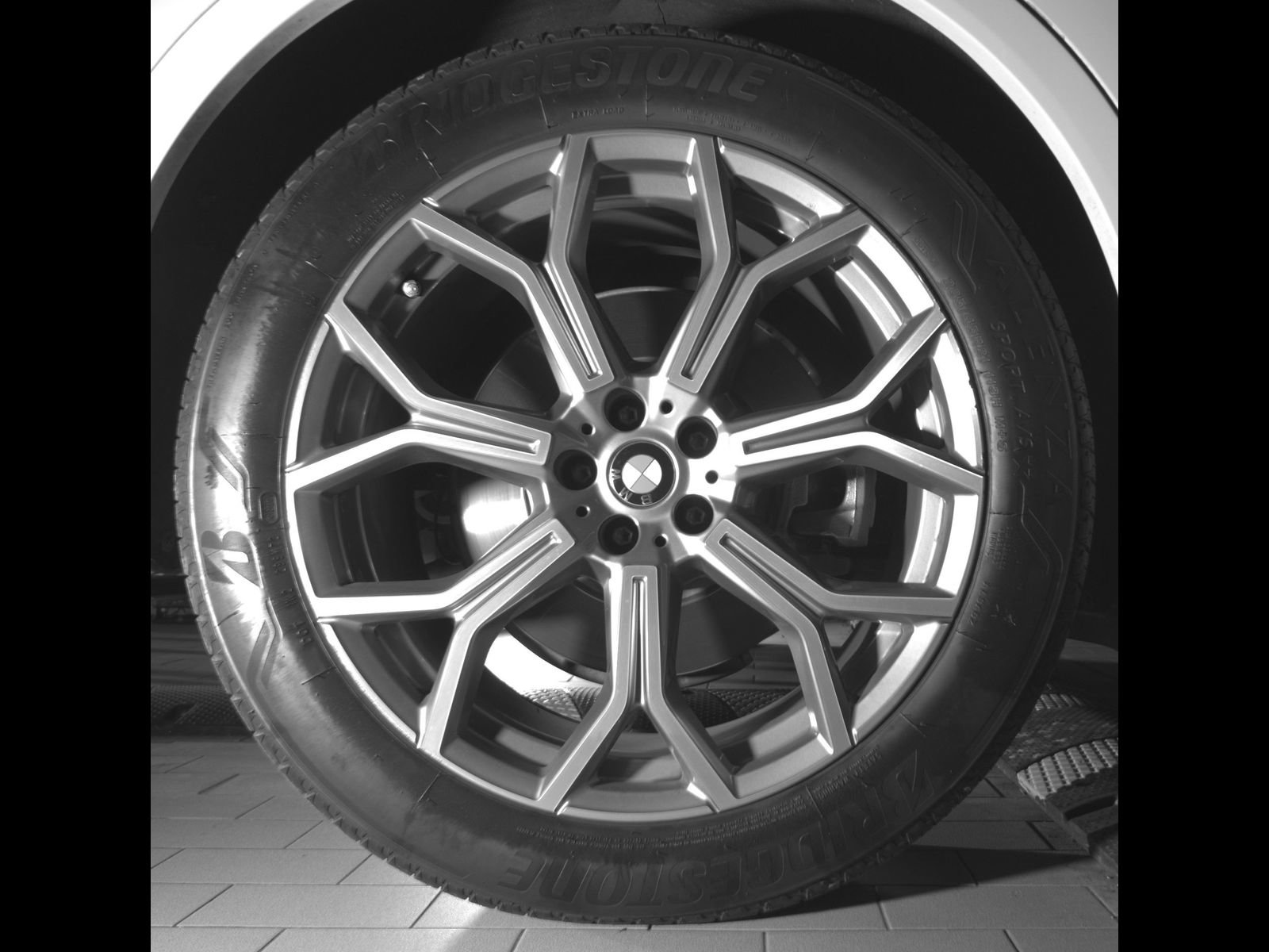 Used 2021 BMW X7 xDrive40i w/ Parking Assistance Package AWD/4WD image 23