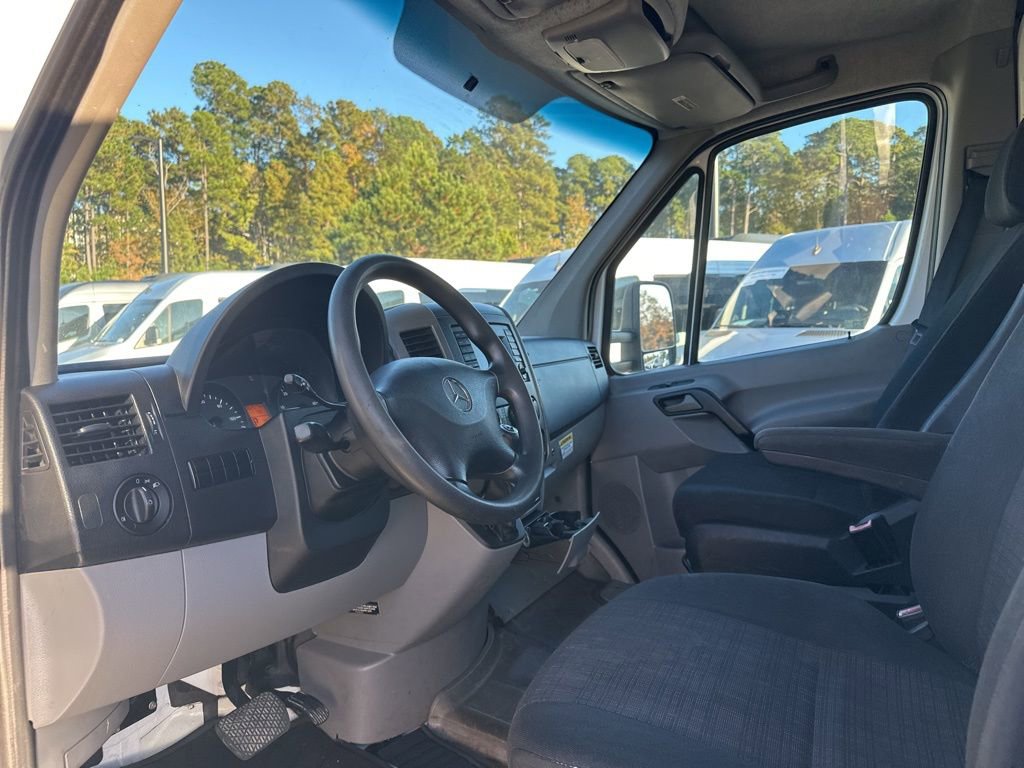 Used 2016 Mercedes-Benz Sprinter 3500 image 4