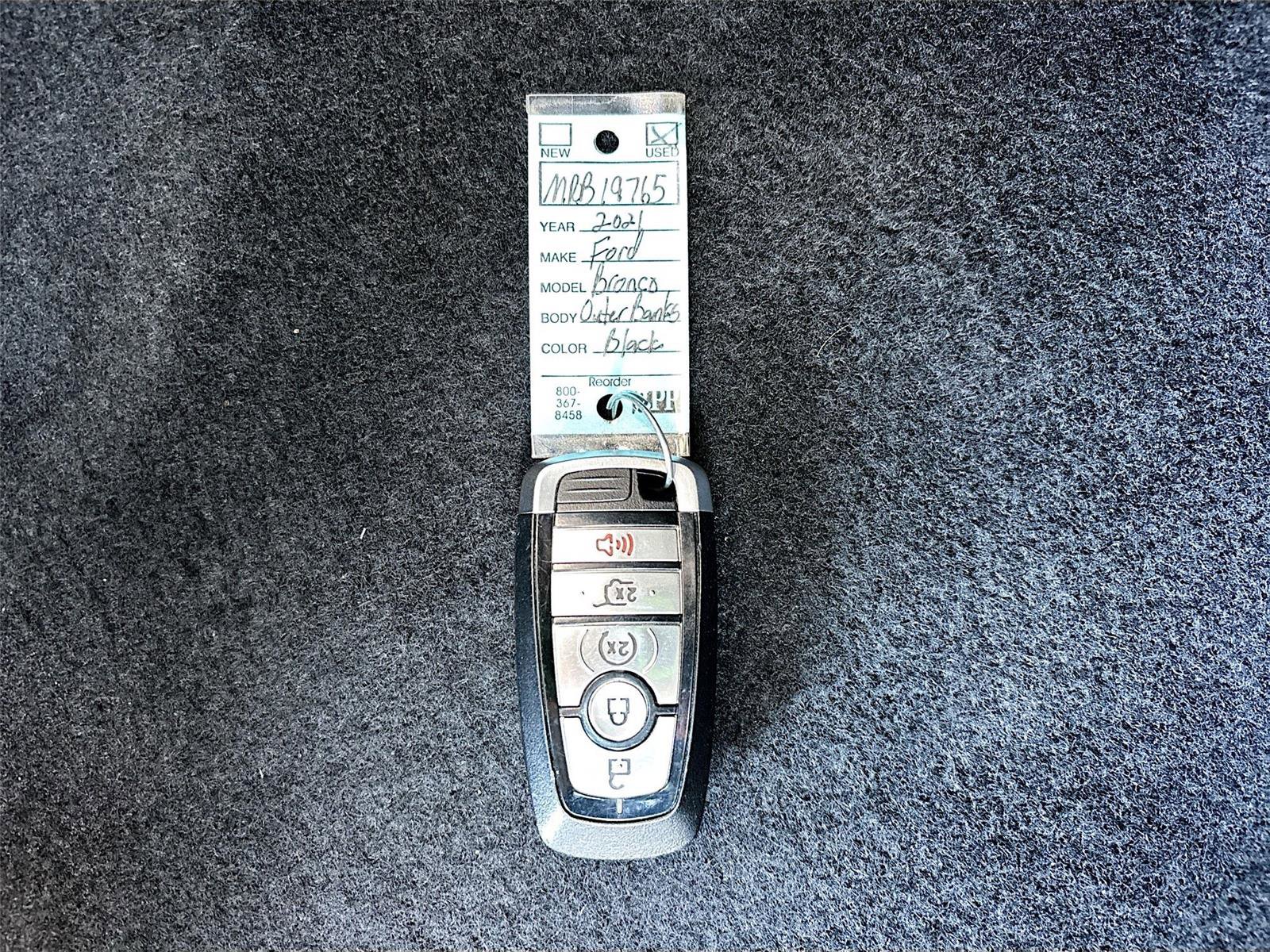 Used 2021 Ford Bronco Sport Outer Banks w/ Outer Banks Package (96D) image 38