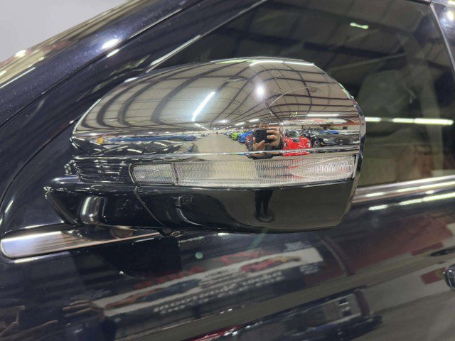 Used 2020 Lincoln Navigator L Black Label w/ Cargo Convenience Package image 12