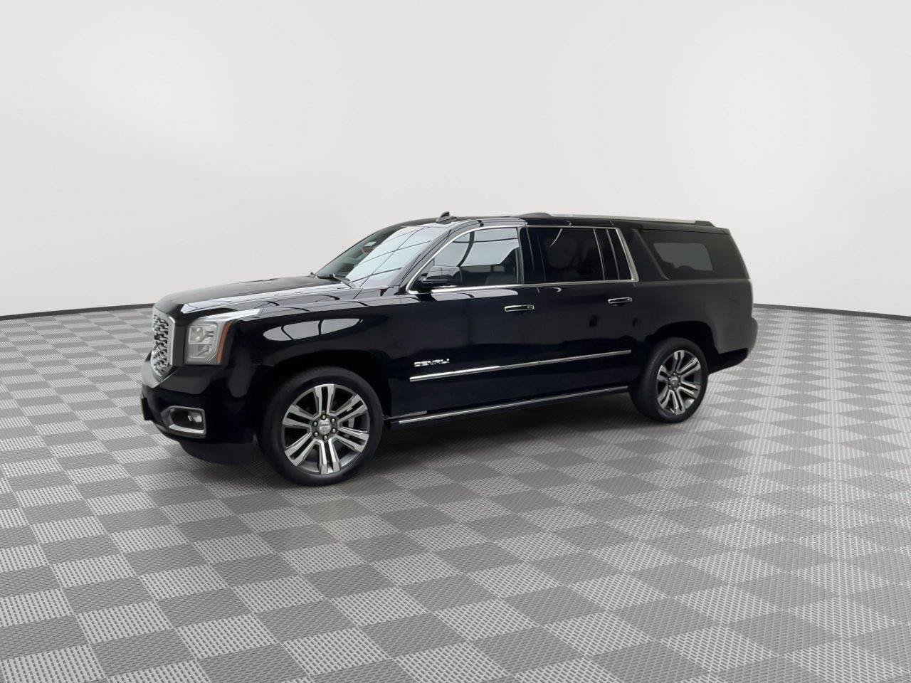 Used 2018 GMC Yukon XL Denali w/ Denali Ultimate Package AWD/4WD image 41