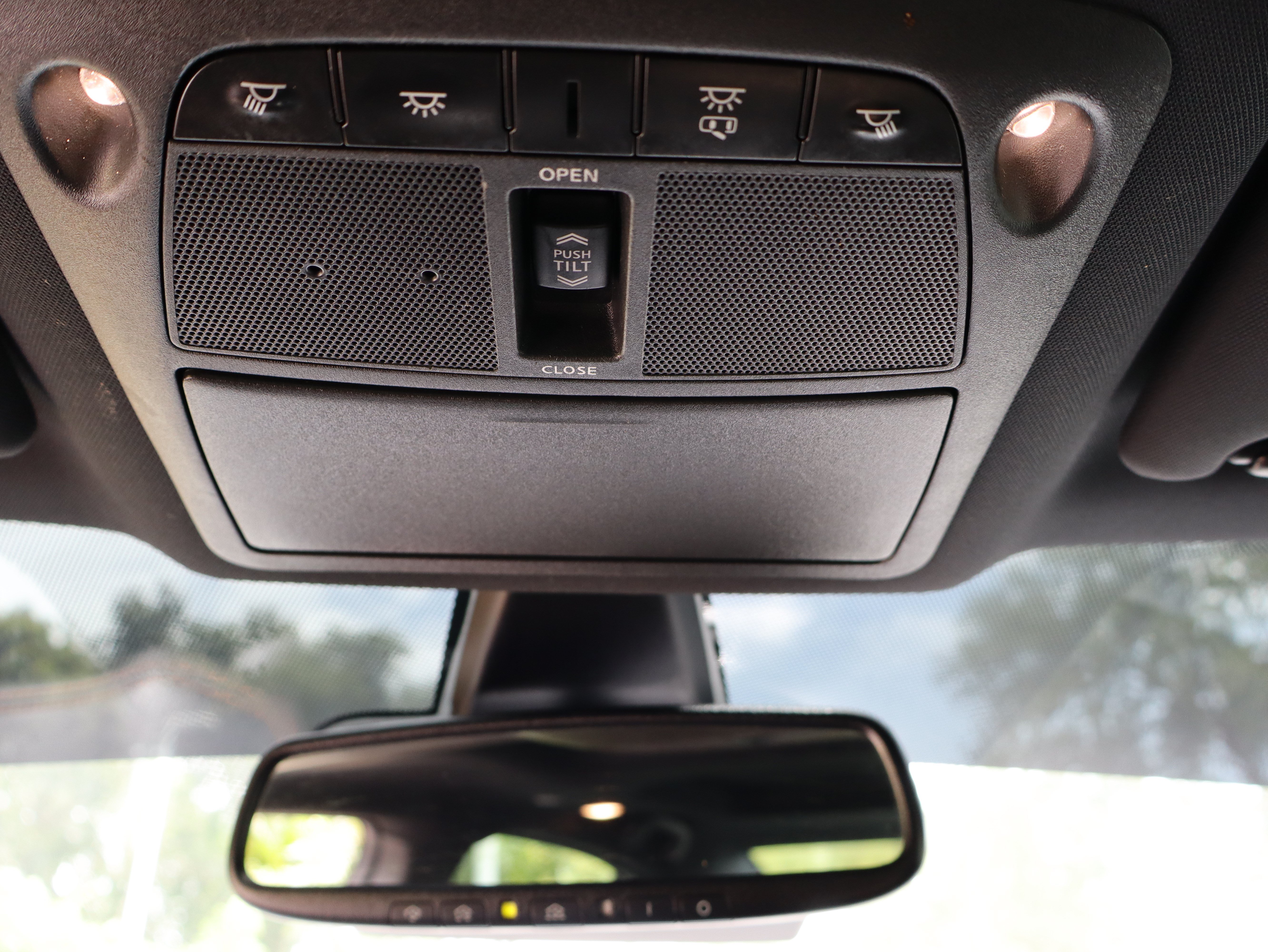 Used 2020 Nissan Maxima SR w/ Sport Mat Group FWD image 50
