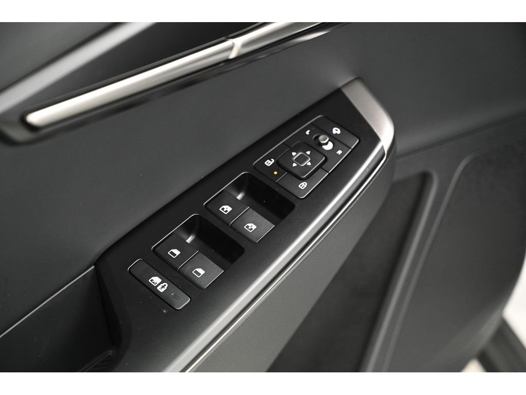 New 2025 Kia EV6 Light w/ Light LR Technology Package image 17