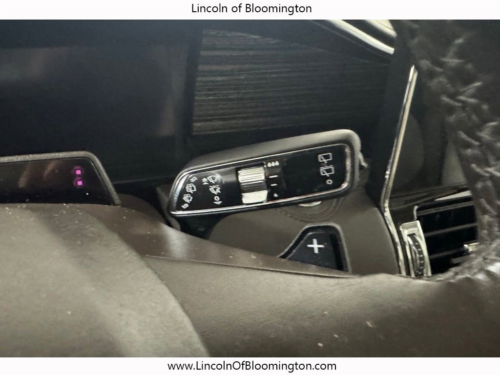Certified 2023 Lincoln Navigator Black Label AWD/4WD image 51