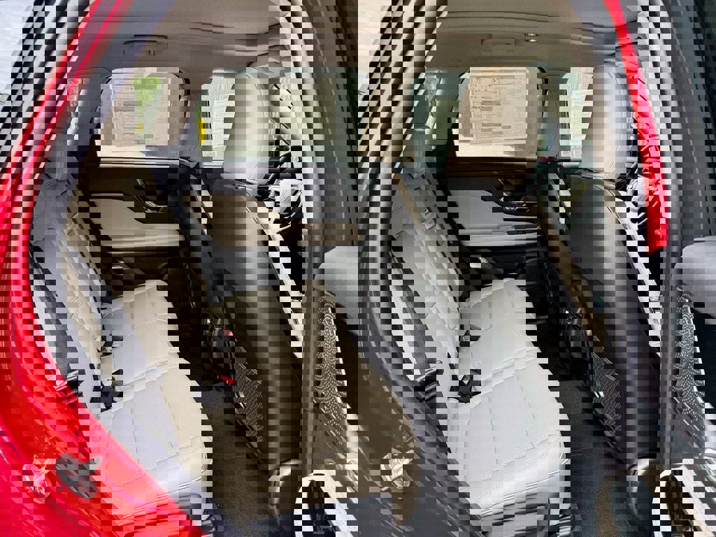 New 2025 Lincoln Corsair AWD w/ Equipment Group 101A image 19