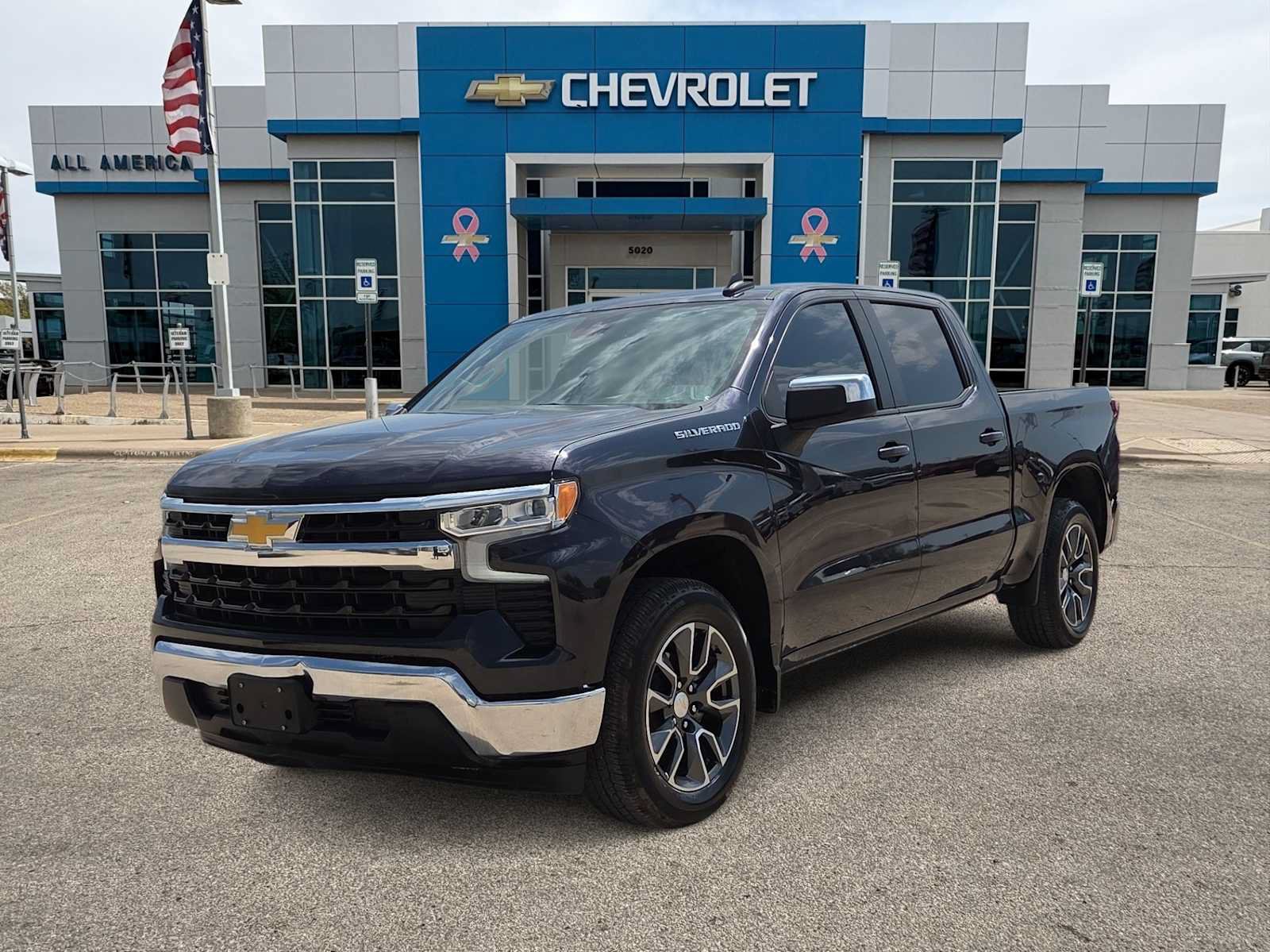 Used 2024 Chevrolet Silverado 1500 LT w/ Leather Package