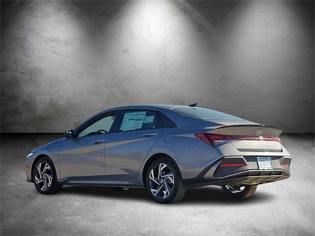 New 2025 Hyundai Elantra Sport image 3