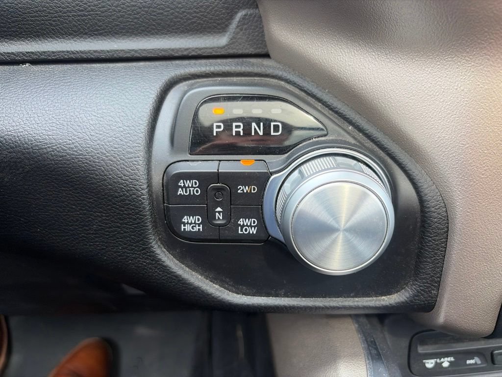 Used 2019 RAM 1500 Laramie AWD/4WD image 18