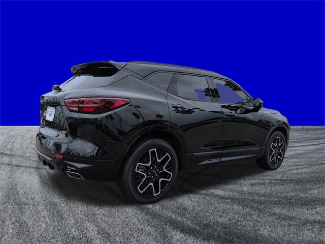 Used 2023 Chevrolet Blazer RS w/ Driver Confidence II Package image 4
