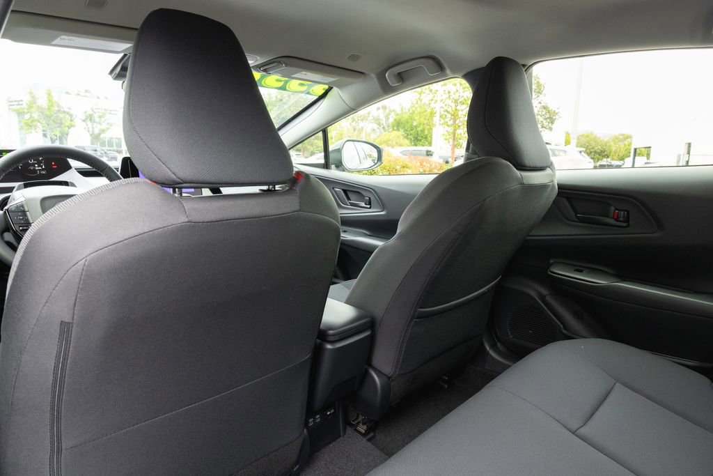 Used 2026 Toyota Prius Plug-In Hybrid image 26