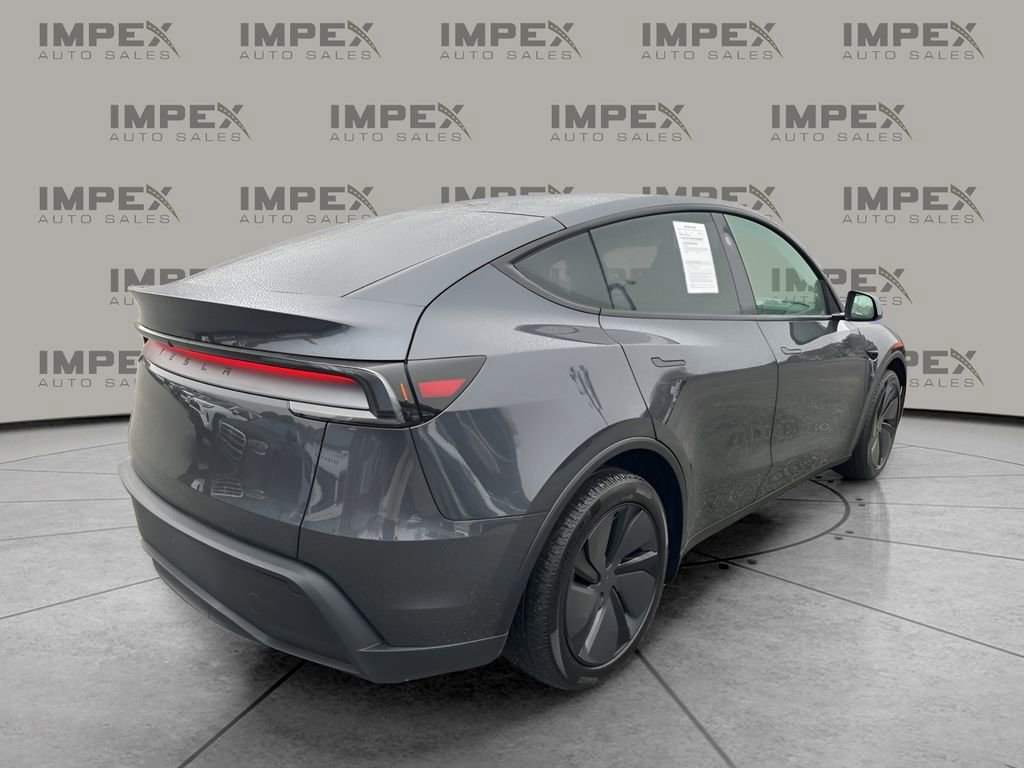 Used 2026 Tesla Model Y Long Range image 5