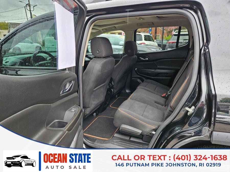 Used 2017 GMC Acadia SLE w/ Driver Alert Package I AWD/4WD image 11