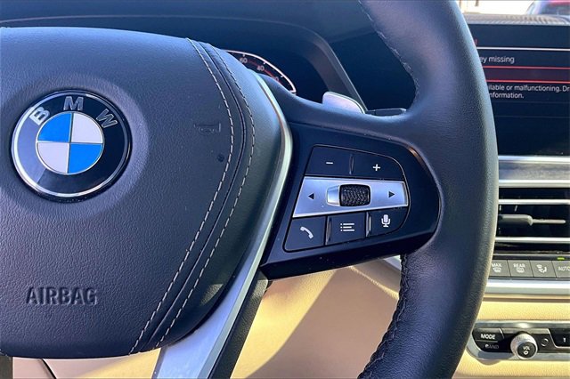Used 2022 BMW X5 sDrive40i w/ Premium Package image 11