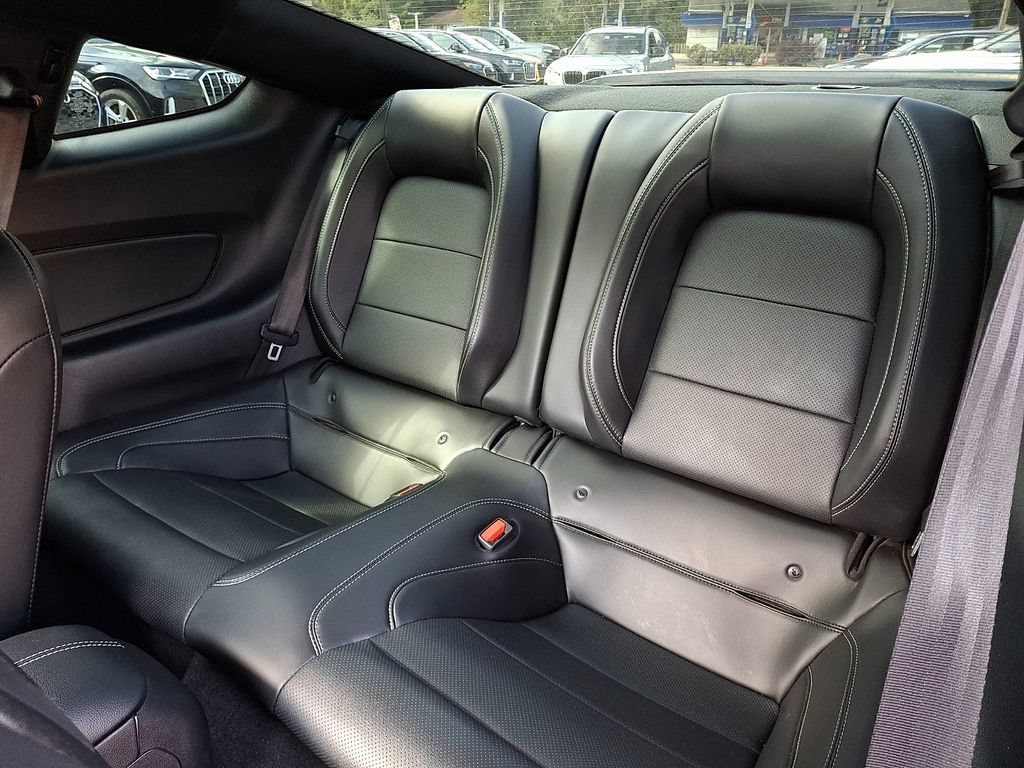 Used 2021 Ford Mustang GT Premium w/ GT Performance Package RWD image 10