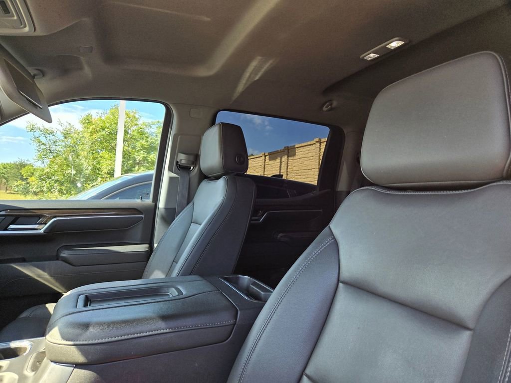 Used 2022 Chevrolet Silverado 1500 RST w/ Texas Edition Plus AWD/4WD image 4