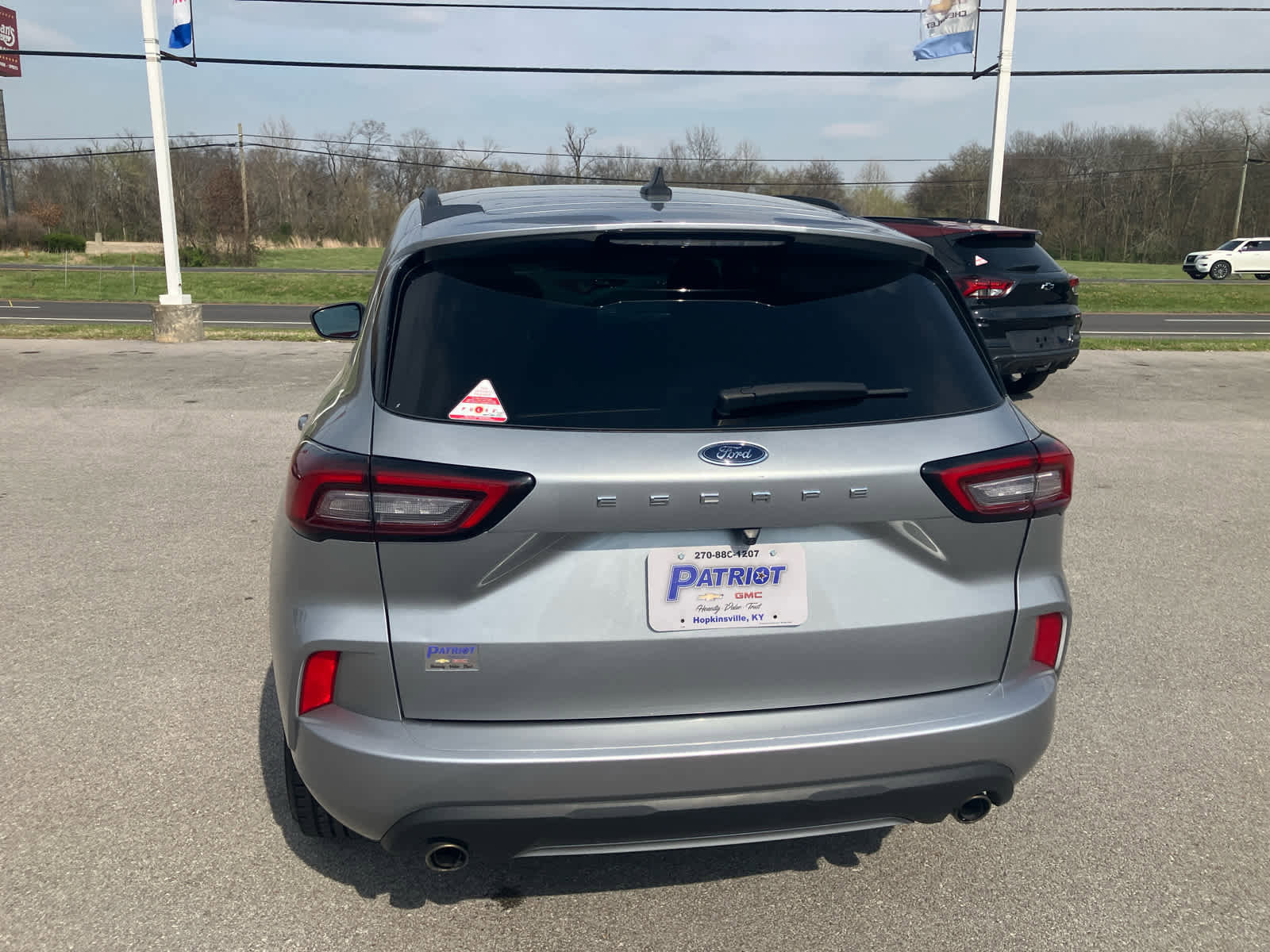 Used 2024 Ford Escape ST-Line w/ Cold Weather Package image 6