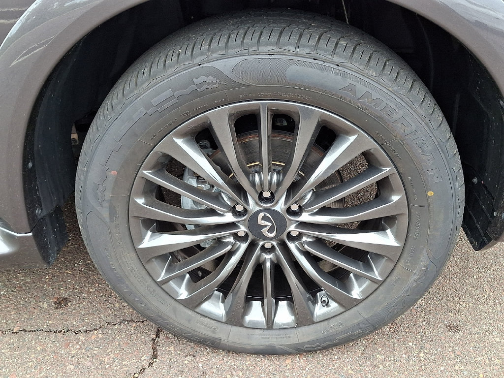 Certified 2023 INFINITI QX80 Sensory w/ Cargo Package AWD/4WD image 8
