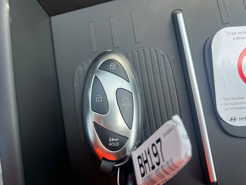 New 2026 Hyundai Santa Fe SEL image 18