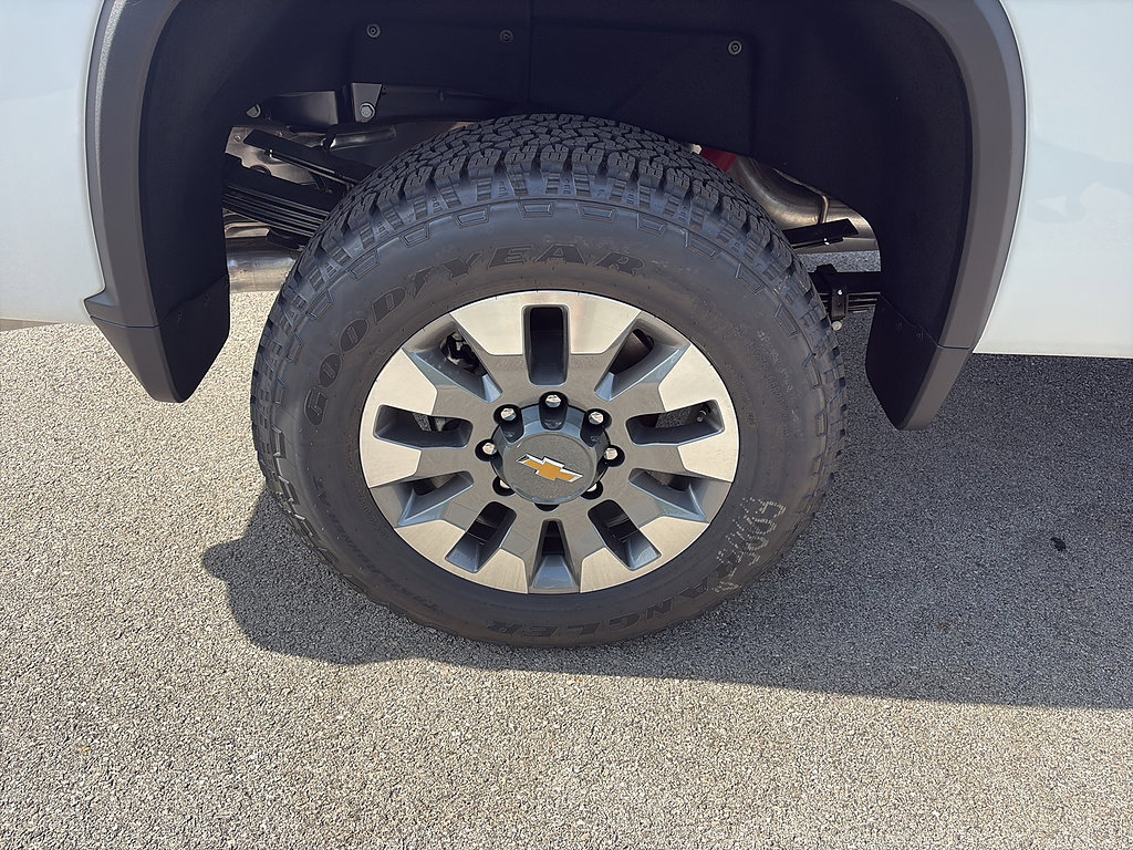 New 2026 Chevrolet Silverado 2500 LT w/ All Star Edition AWD/4WD image 14