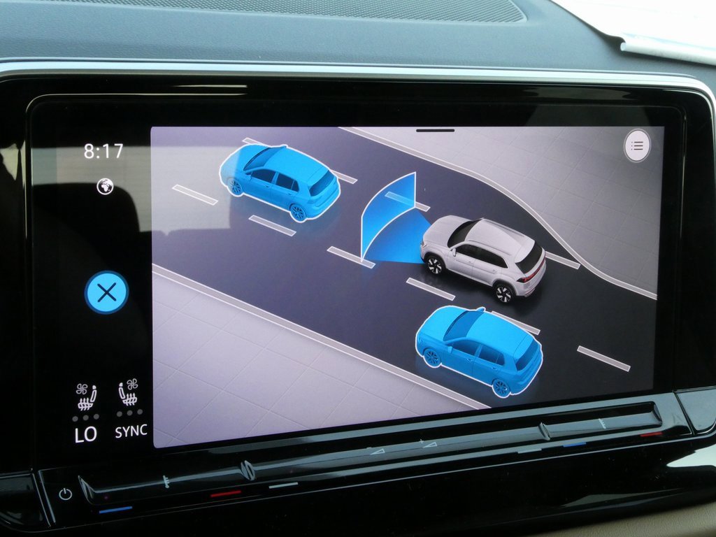 New 2025 Volkswagen Atlas Cross Sport SE image 43