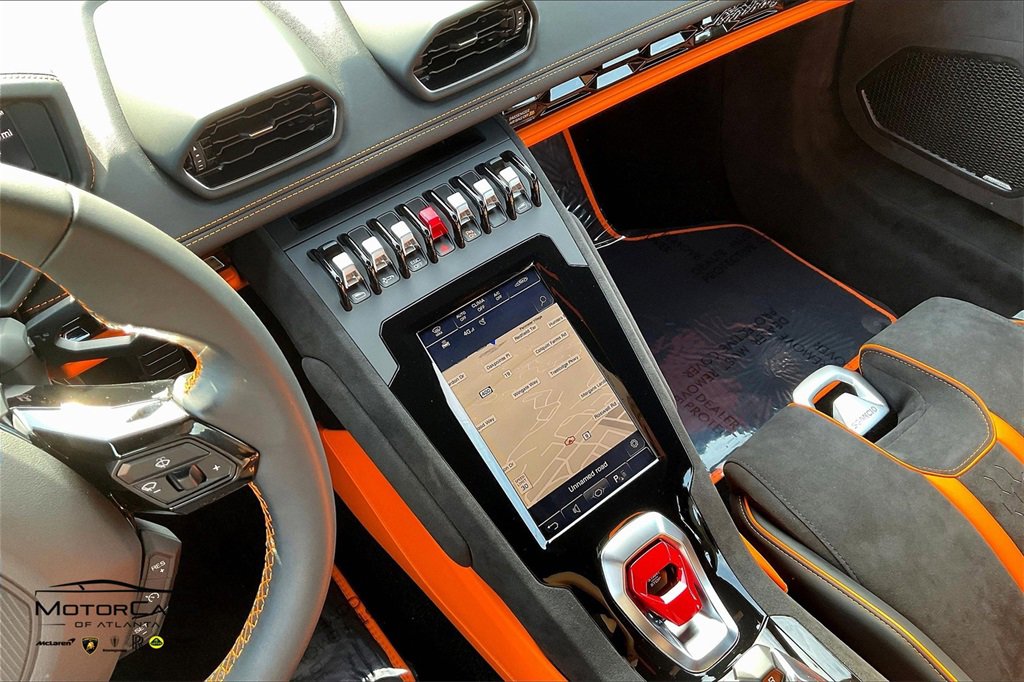 Used 2024 Lamborghini Huracan Tecnica image 7