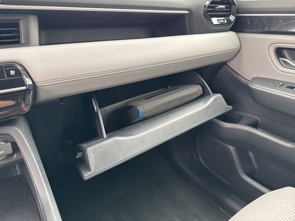 Certified 2025 Honda Pilot Elite image 28