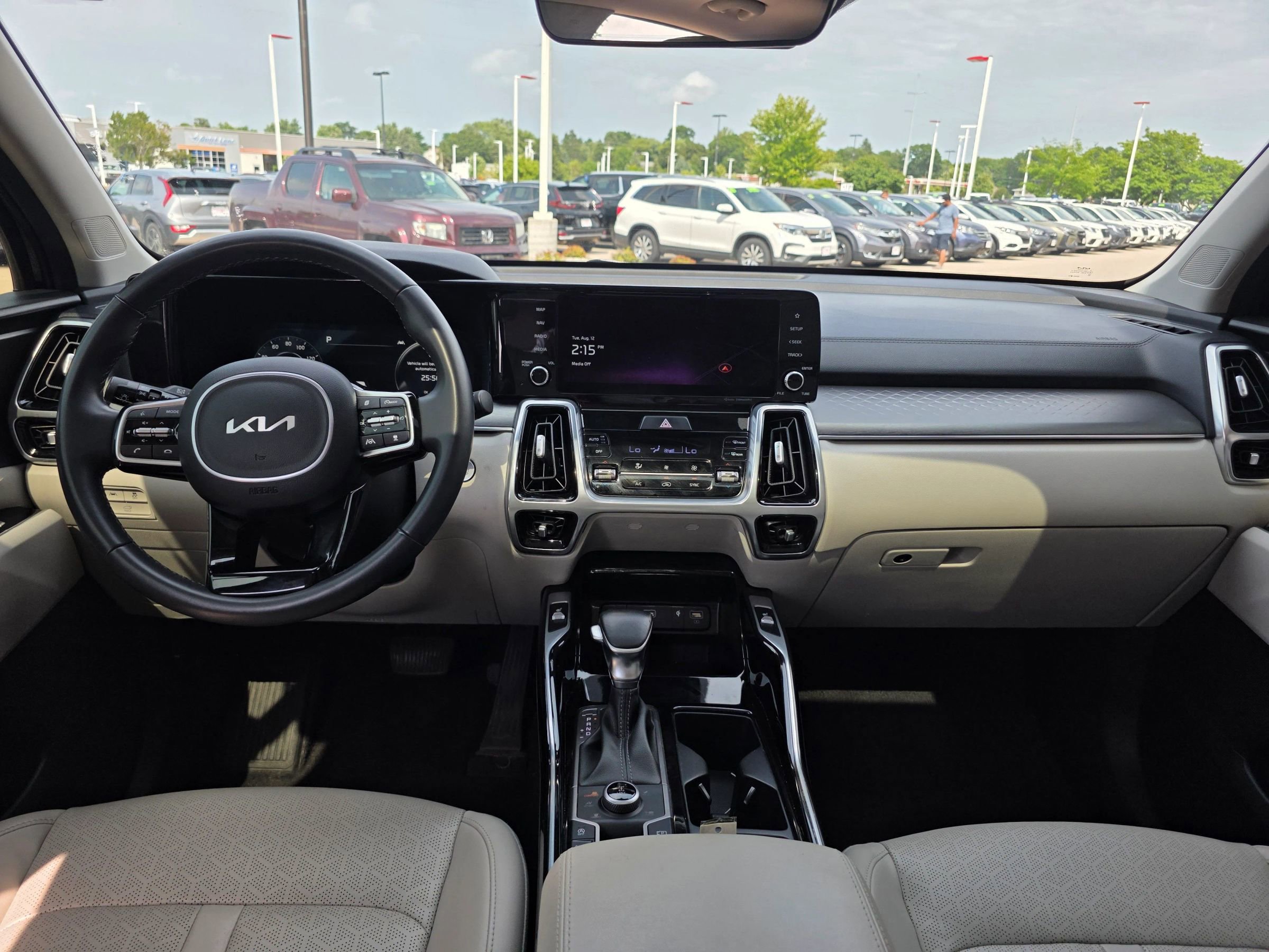 Used 2023 Kia Sorento SX image 14