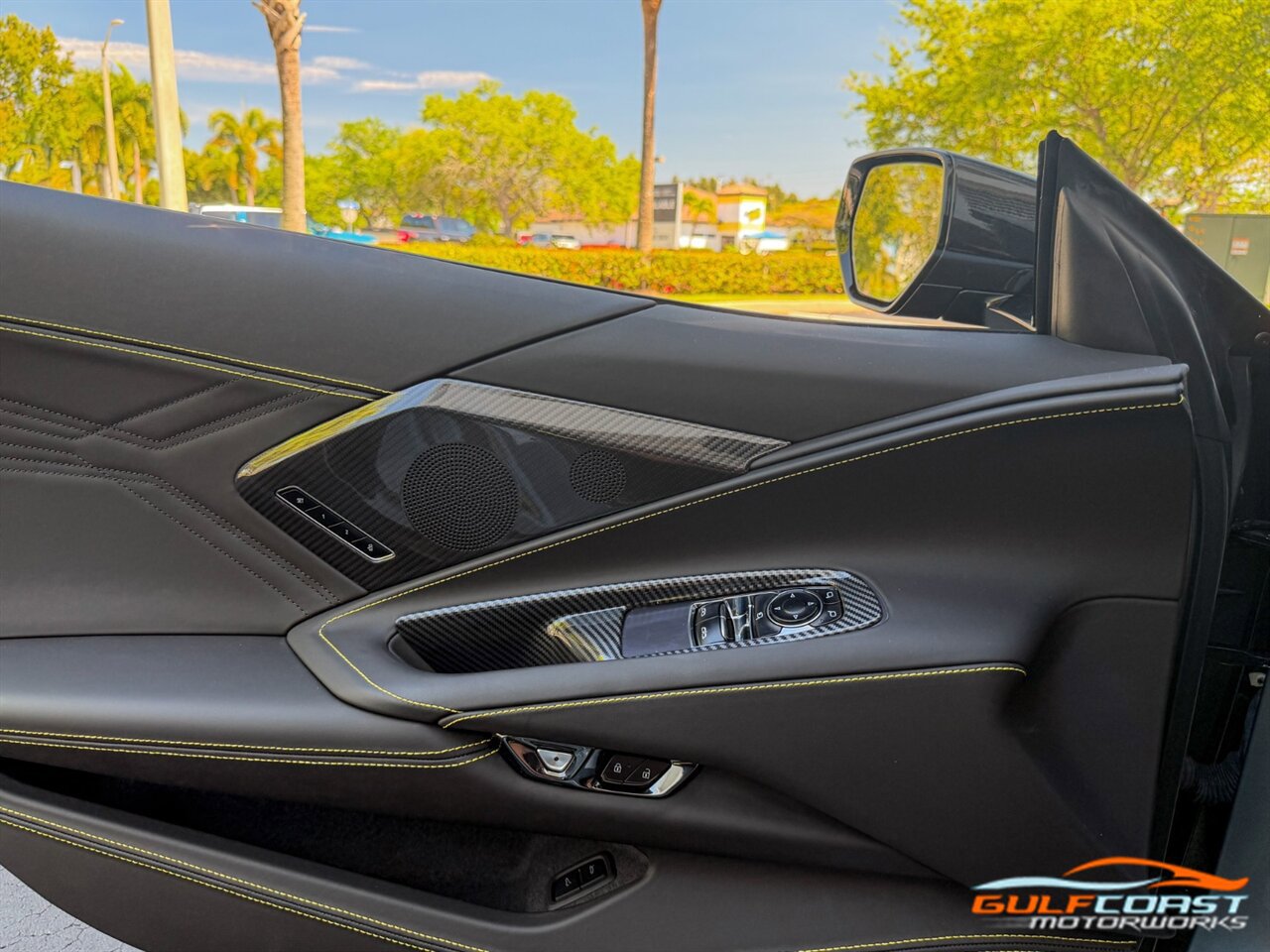 Used 2024 Chevrolet Corvette Z06 w/ Stealth Interior Trim Package RWD image 22