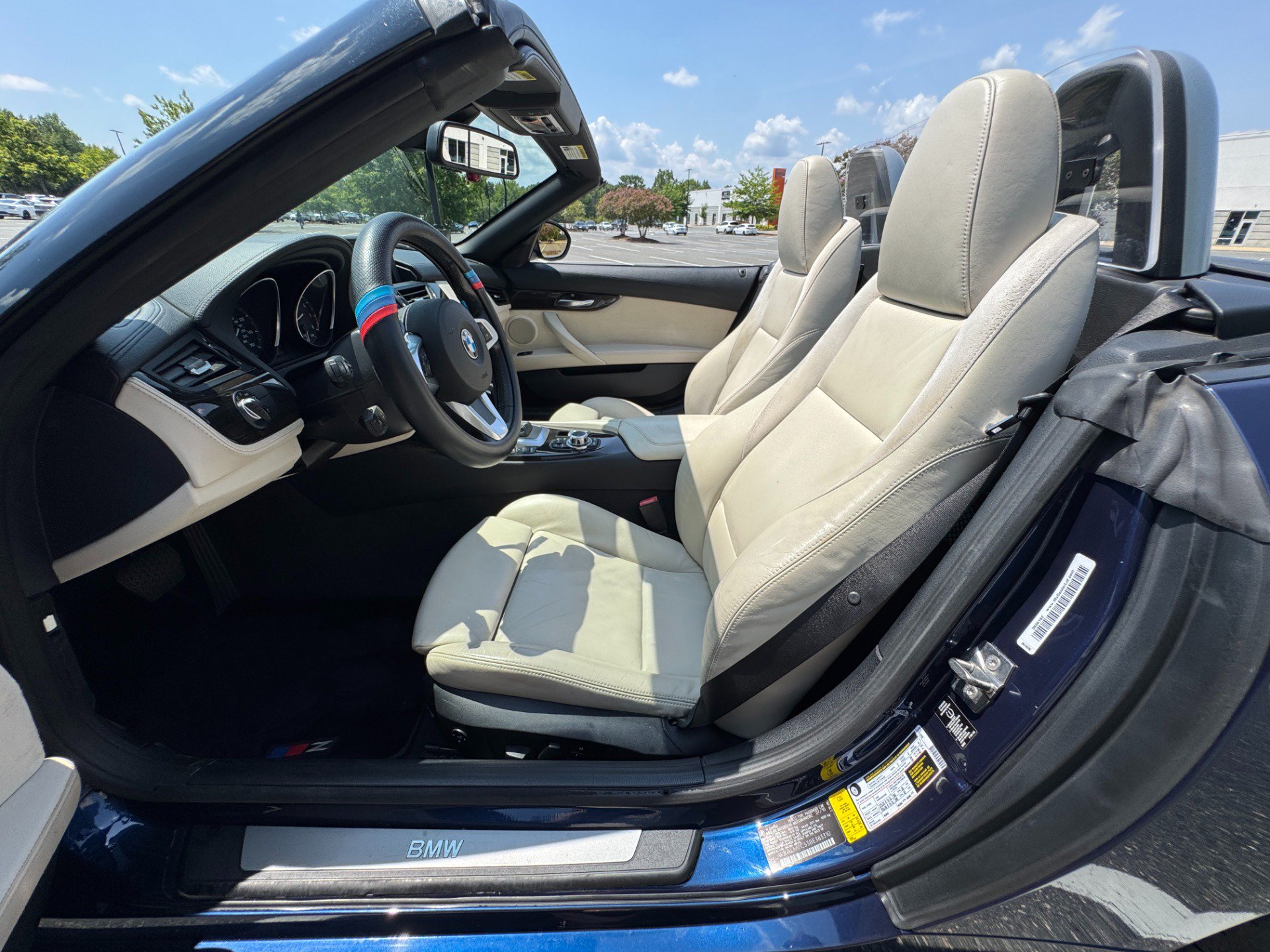 Used 2011 BMW Z4 sDrive35i RWD image 32