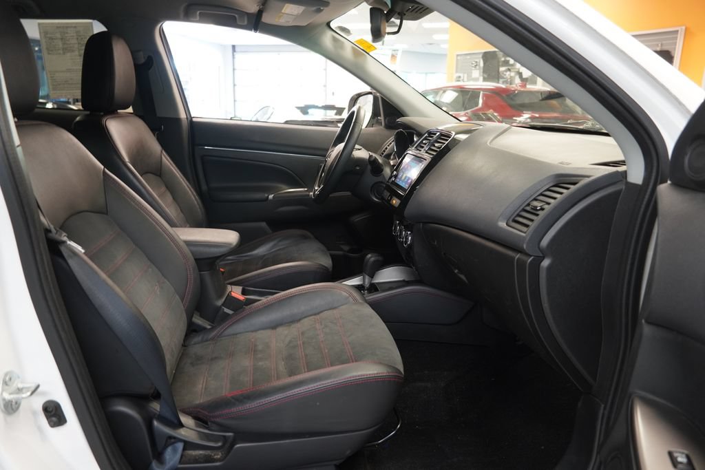 Used 2019 Mitsubishi Outlander Sport GT AWD/4WD image 31