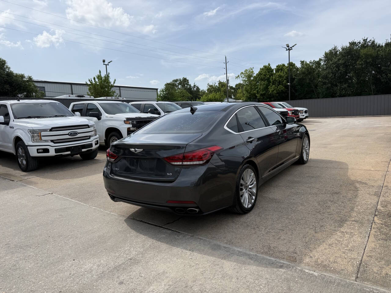 Used 2017 Genesis G80 5.0 Ultimate RWD image 5
