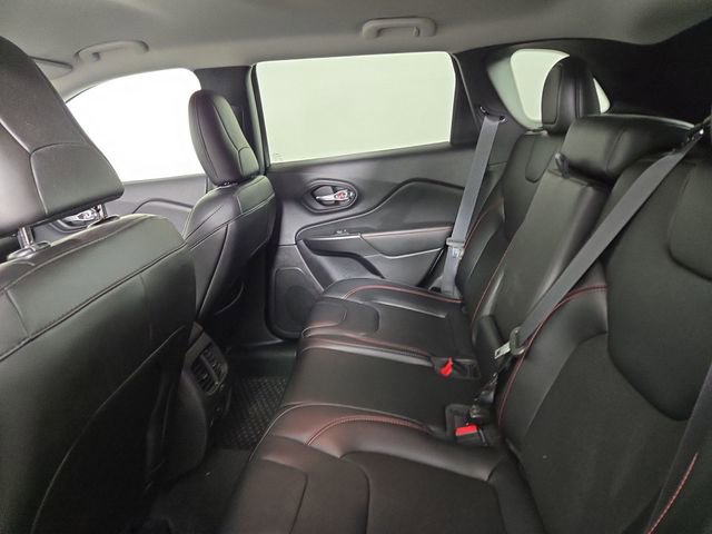 Used 2022 Jeep Cherokee Trailhawk w/ Comfort/Convenience Group image 15