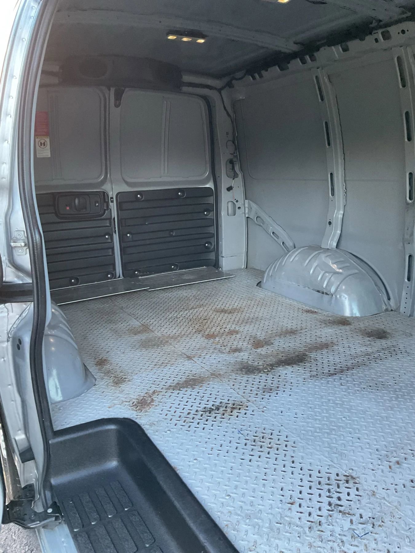 Used 2020 GMC Savana 3500 w/ Driver Convenience Package image 38