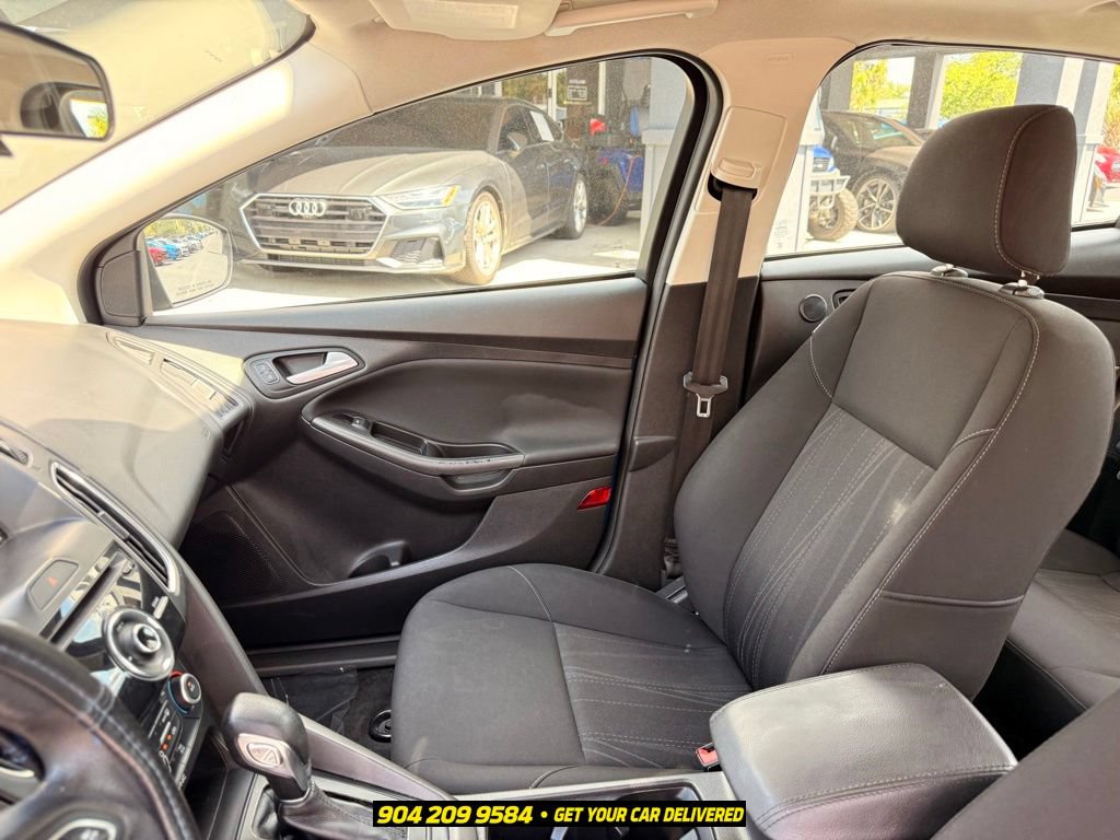 Used 2018 Ford Focus SEL FWD image 21