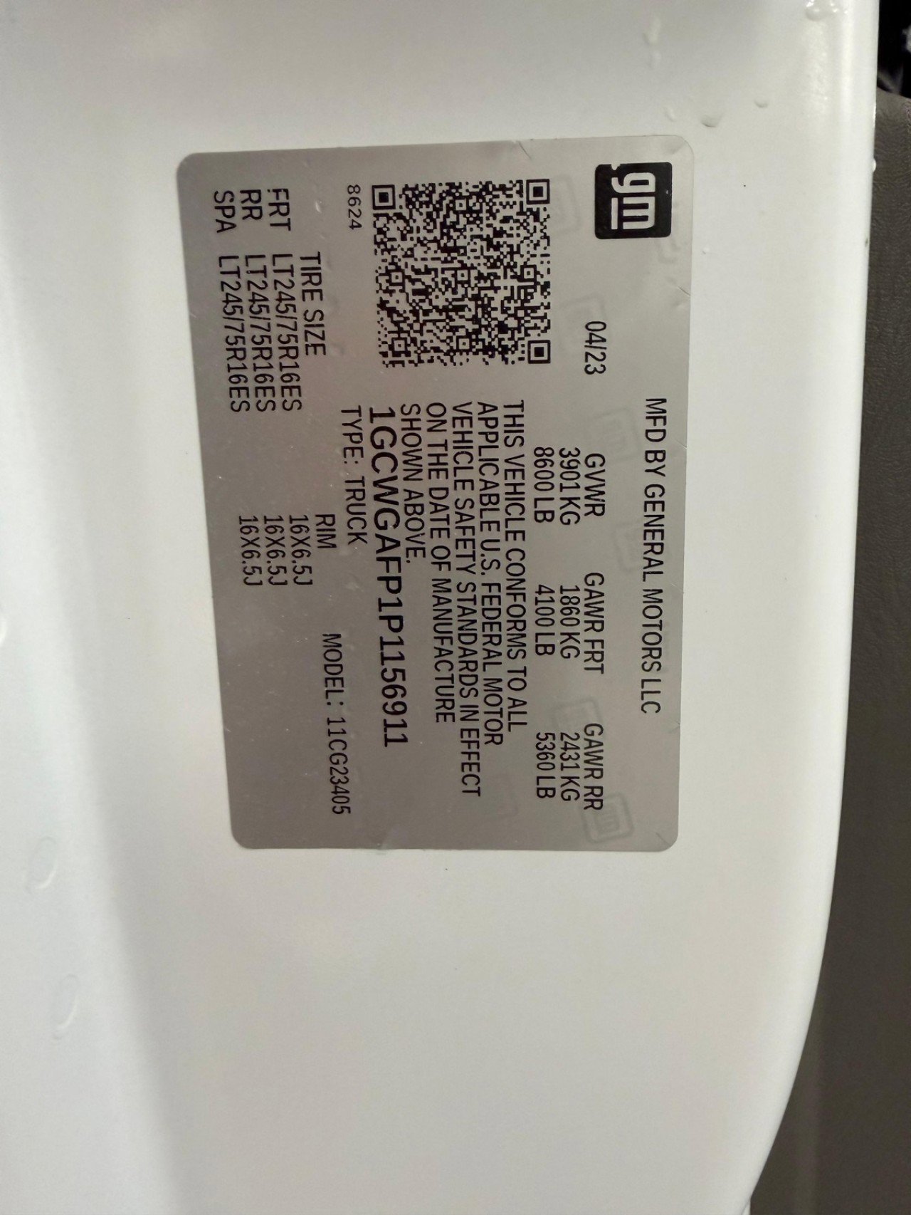 Used 2023 Chevrolet Express 2500 w/ Driver Convenience Package image 30