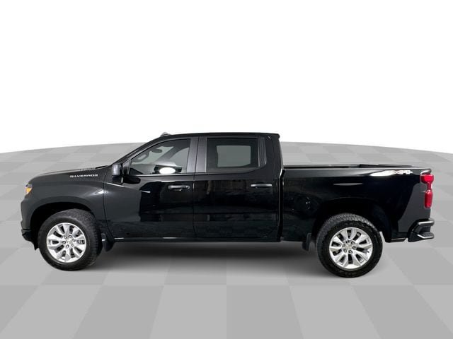 Used 2025 Chevrolet Silverado 1500 Custom AWD/4WD image 5