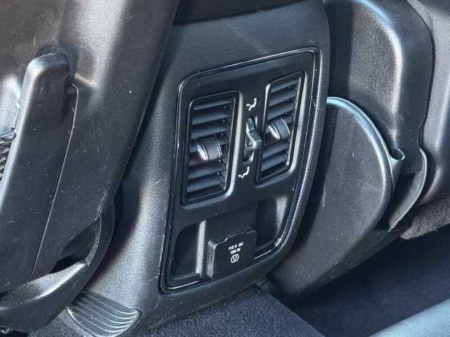 Used 2019 Jeep Grand Cherokee Altitude AWD/4WD image 20