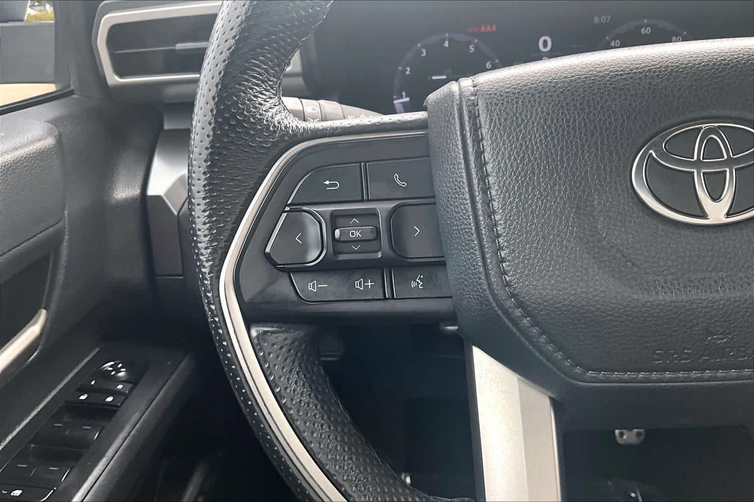 Used 2024 Toyota Tacoma TRD Sport AWD/4WD image 23