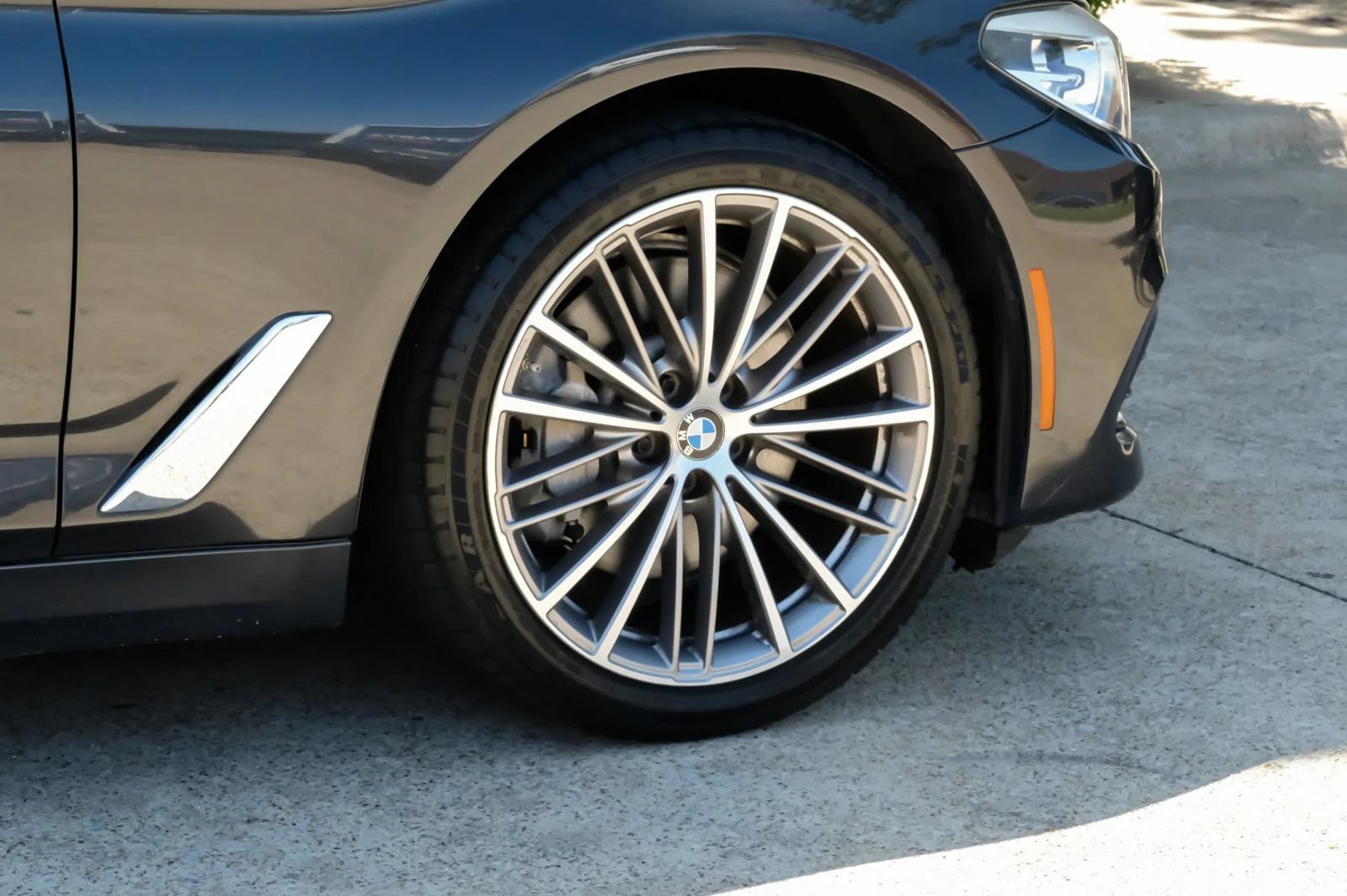 Used 2018 BMW 530i RWD image 66
